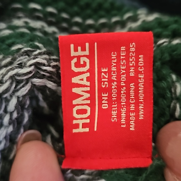 Homage Cable Knit Winter Hat - Variegated gray, navy, green pom pom - Picture 5 of 7